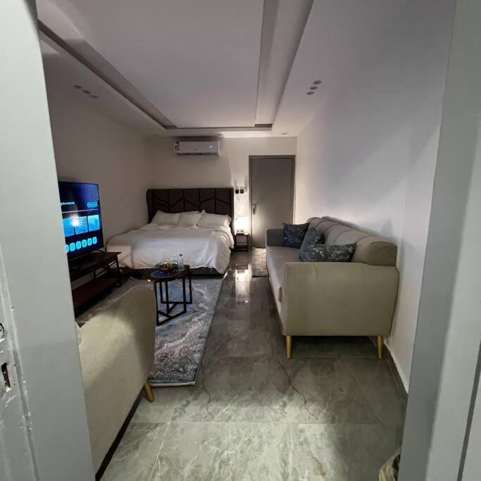 Apartment استديو فاخر بمدخل جانبي خاص ودخول ذاتي *